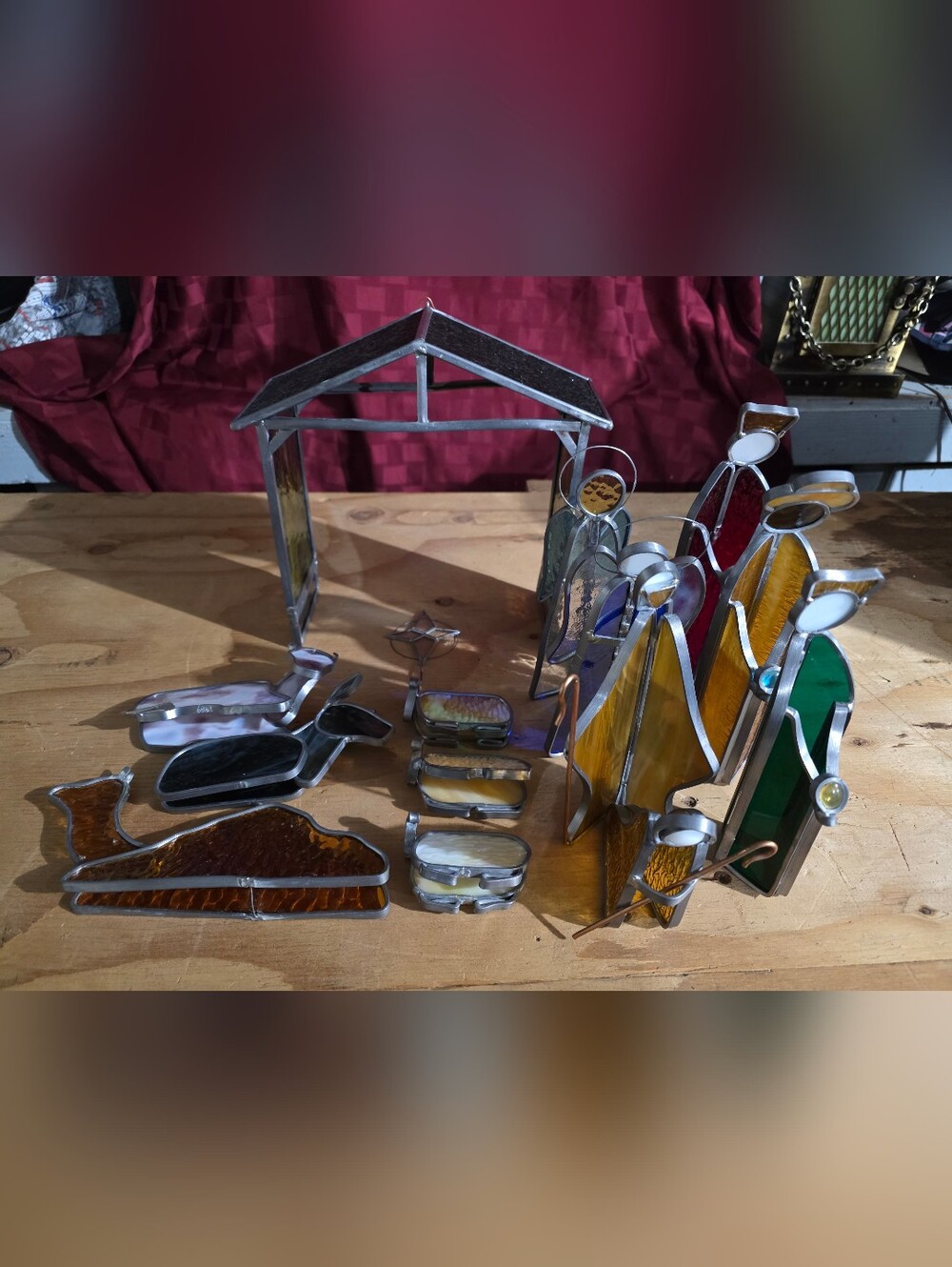 Beautiful Stained Glass Nativity Scene Pieces Handmade -READ- FLAWS-